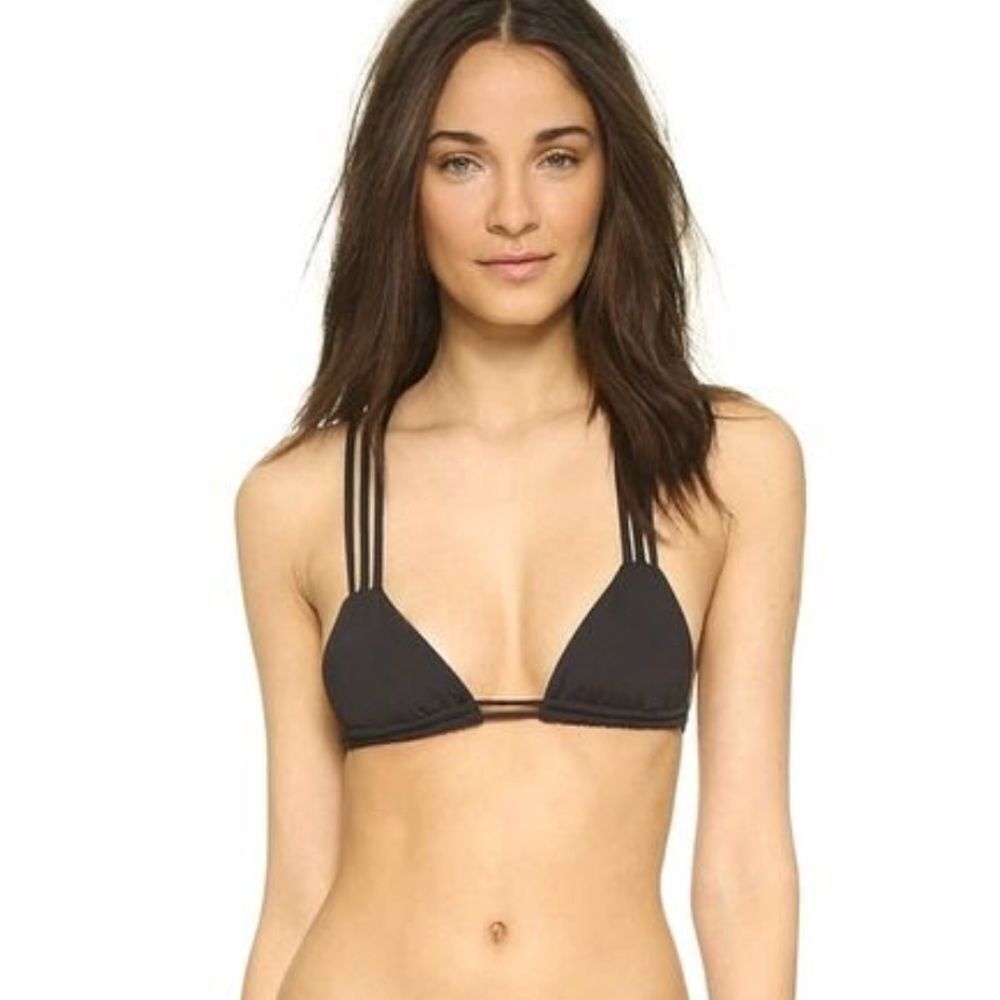 Lisa Lozano Macrame Bikini Top nwt